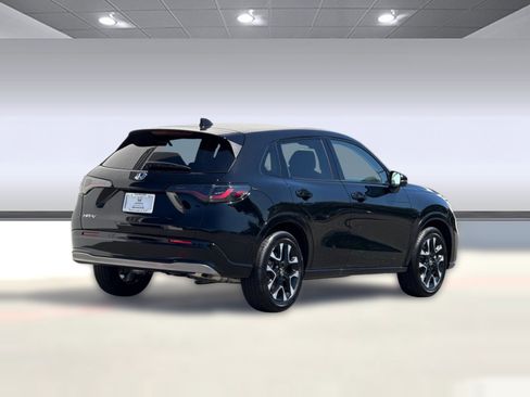 Certified 2026 Honda HR-V EX-L image 9