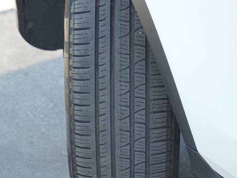 Used 2022 Mercedes-Benz GLC 300 image 29