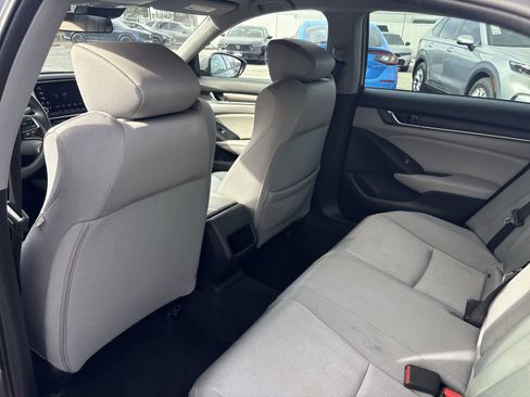 Used 2019 Honda Accord image 11