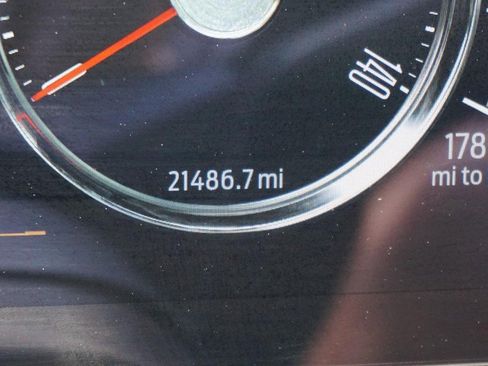 Used 2025 Ford Mustang Premium RWD image 39
