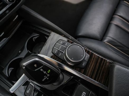 Used 2019 BMW 540i xDrive AWD/4WD image 23