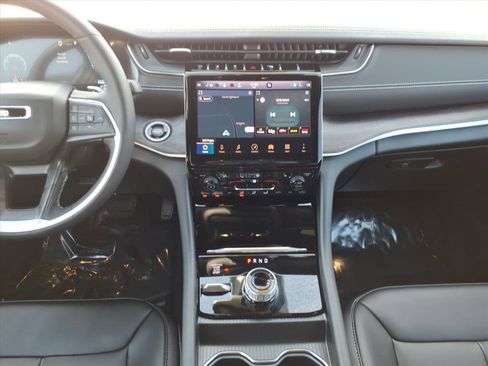 Used 2024 Jeep Grand Cherokee Limited w/ Trailer Tow Package image 13