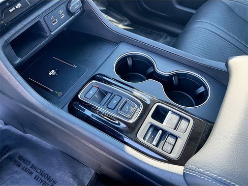 Used 2023 Honda Pilot Elite image 17