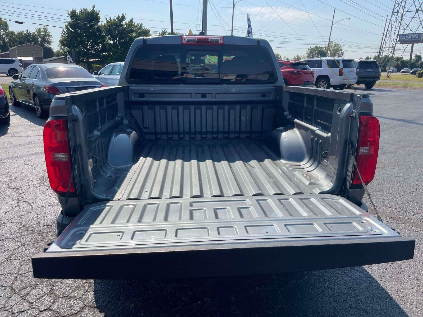 Used 2019 Chevrolet Colorado LT w/ LT Convenience Package AWD/4WD image 6