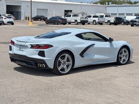 Used 2021 Chevrolet Corvette Stingray Coupe w/ 1LT image 5