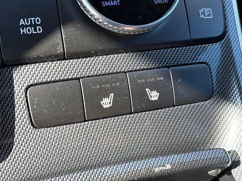 Certified 2023 Hyundai Santa Fe SEL w/ Winter Weather Package AWD/4WD image 18