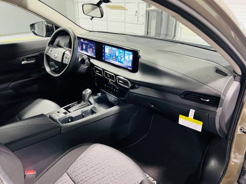 New 2027 Nissan Sentra SV FWD image 30