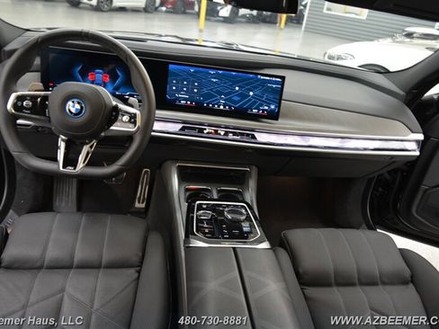 Used 2025 BMW 750e xDrive xDrive w/ Executive Package image 16