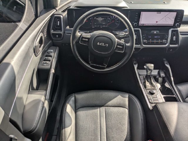 Used 2023 Kia Sorento S FWD image 16