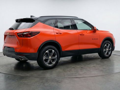 Used 2025 Chevrolet Blazer LT FWD image 9