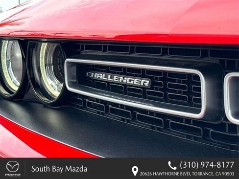 Used 2016 Dodge Challenger R/T Scat Pack w/ Leather Interior Group image 9