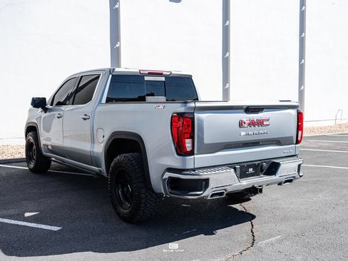 Used 2025 GMC Sierra 1500 SLE w/ X31 Off-Road Package AWD/4WD image 38