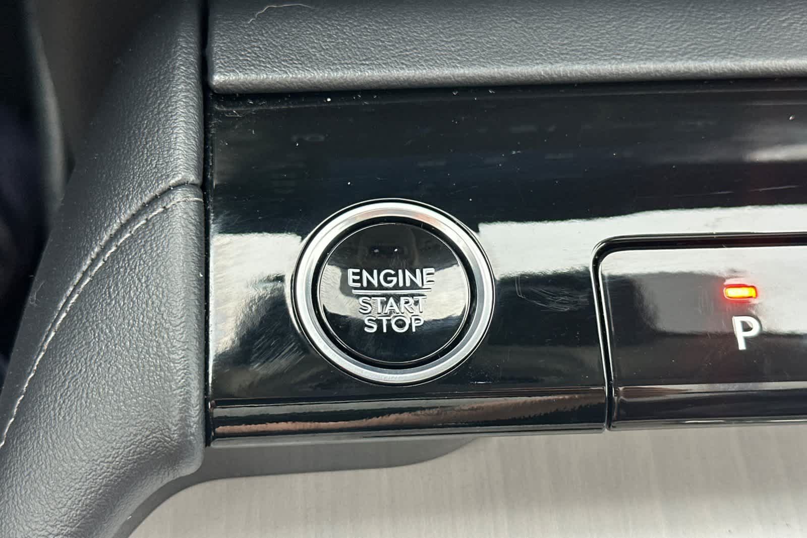 Used 2026 Lincoln Navigator L Reserve AWD/4WD image 24