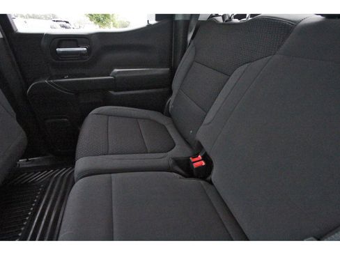 Used 2022 Chevrolet Silverado 1500 Custom image 14