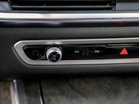 New 2026 BMW X7 xDrive40i w/ Executive Package image 16