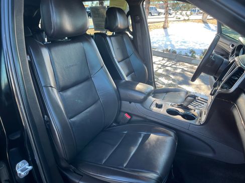 Used 2017 Jeep Grand Cherokee Summit image 19