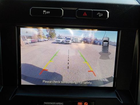 Used 2022 Ford F250 XLT w/ XLT Premium Package image 19