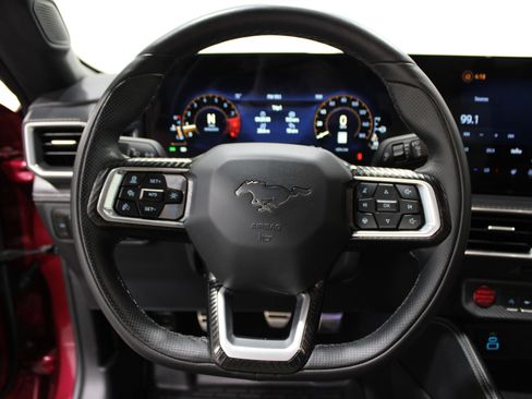 Used 2025 Ford Mustang GT Premium image 10