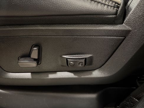 Used 2024 RAM 3500 Laramie w/ Night Edition image 19