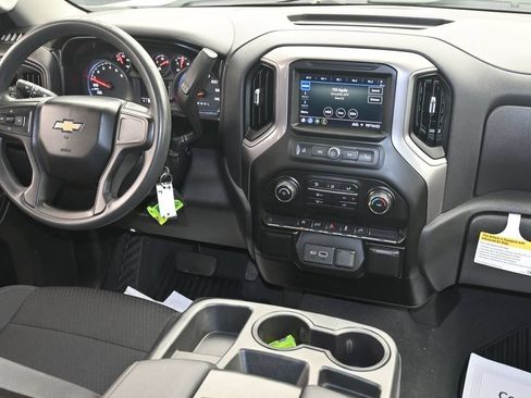 Used 2021 Chevrolet Silverado 1500 Custom AWD/4WD image 14