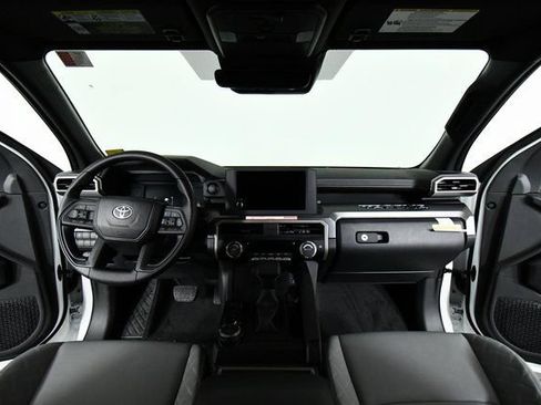 New 2026 Toyota Tacoma SR5 AWD/4WD image 18