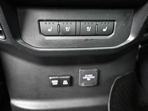 Used 2024 Toyota Tundra Platinum image 6