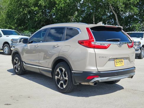 Used 2017 Honda CR-V Touring image 5