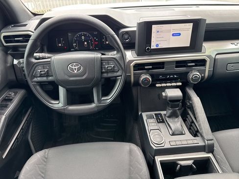 Used 2025 Toyota Tacoma SR5 RWD image 12