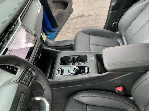 New 2026 Jeep Cherokee Limited AWD/4WD image 23