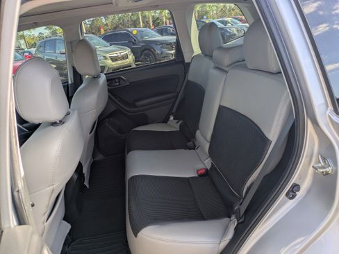 Used 2018 Subaru Forester 2.5i Premium image 14