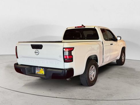 Used 2022 Nissan Frontier S RWD image 3