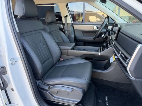 Certified 2025 Hyundai Santa Fe SEL image 23