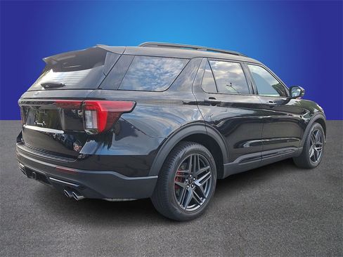 New 2025 Ford Explorer ST w/ Sun And Sound Package image 3