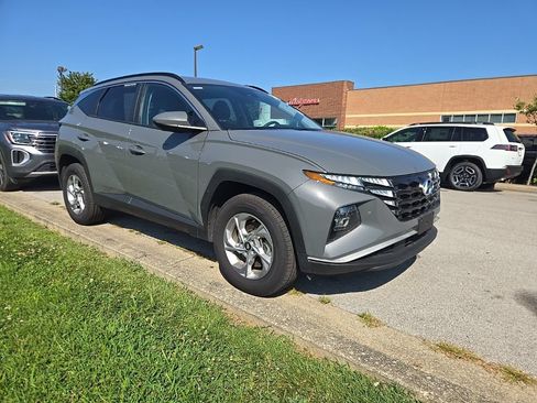 Used 2024 Hyundai Tucson SEL AWD/4WD image 2