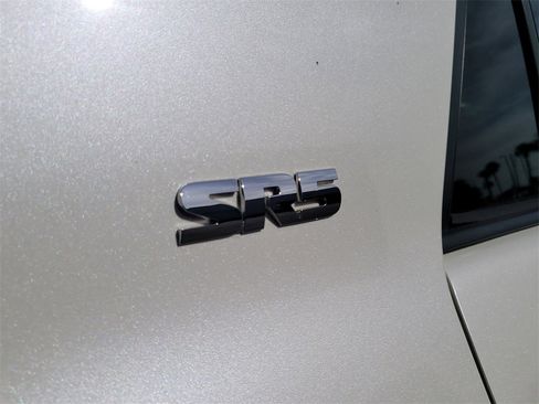 Used 2011 Toyota 4Runner SR5 image 6