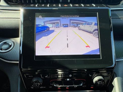 Certified 2023 Jeep Grand Cherokee Altitude image 32