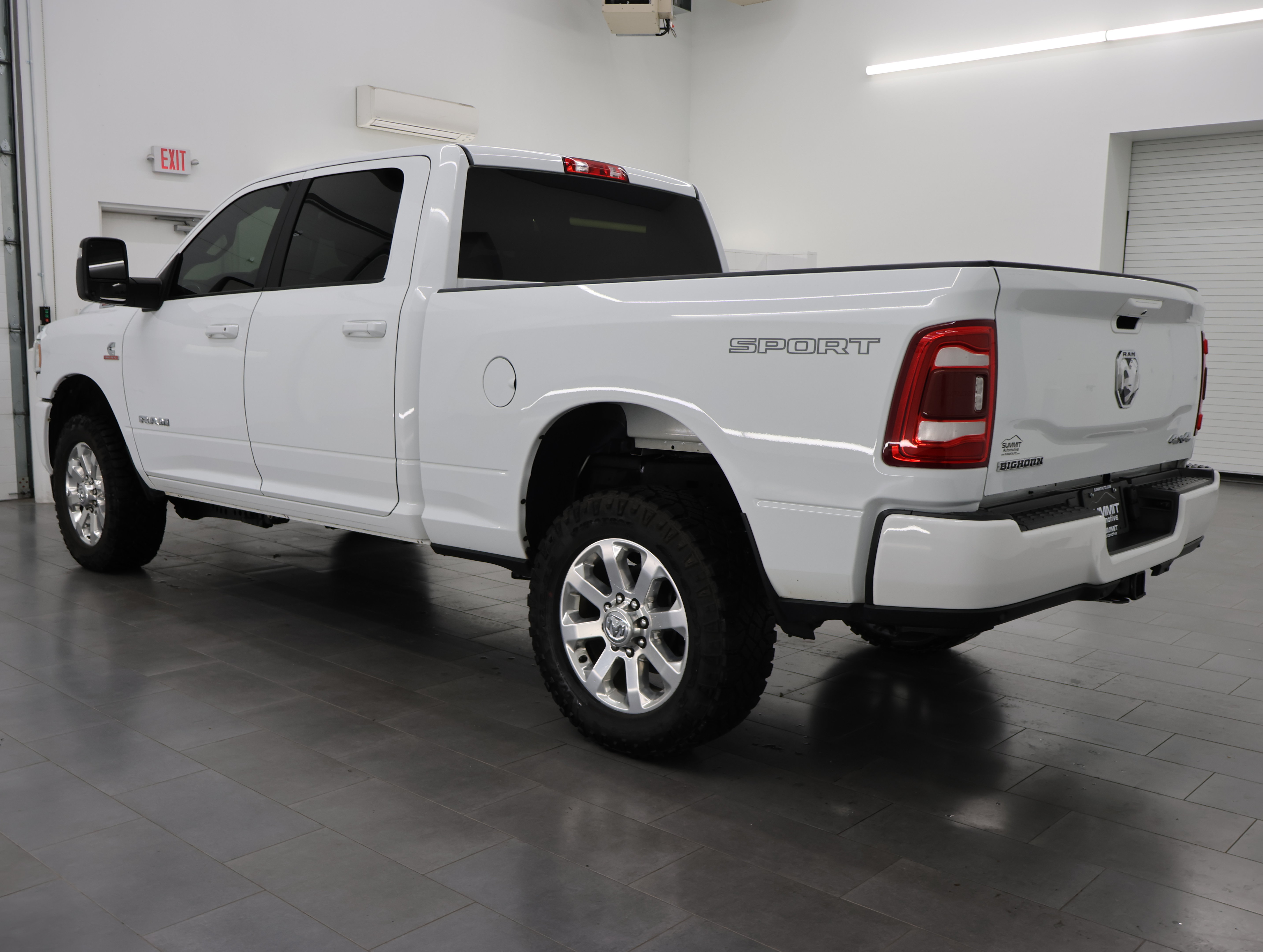 Used 2023 RAM 2500 Big Horn w/ Level 1 Equipment Group AWD/4WD image 6