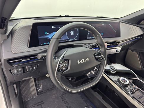 Used 2024 Kia EV6 GT-Line image 13