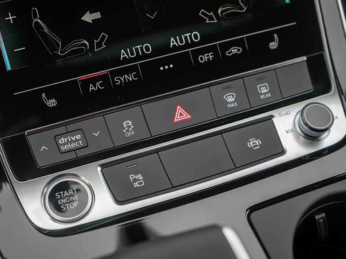 New 2026 Audi Q7 Premium image 27