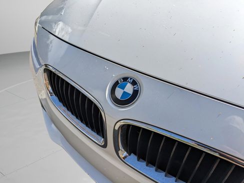 Used 2017 BMW 320i Sedan image 29