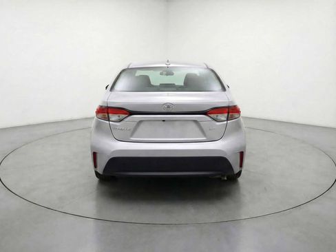 Used 2024 Toyota Corolla LE image 5