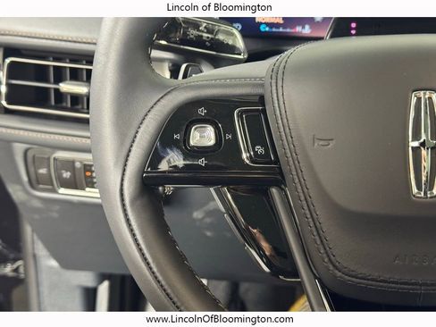 New 2026 Lincoln Aviator AWD image 26