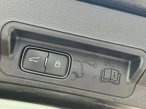 Used 2020 Ford Explorer ST w/ ST Street Pack image 16