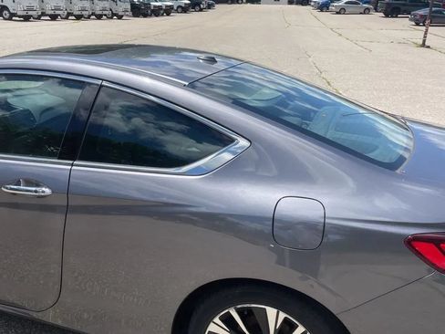 Used 2017 Honda Accord EX-L image 6