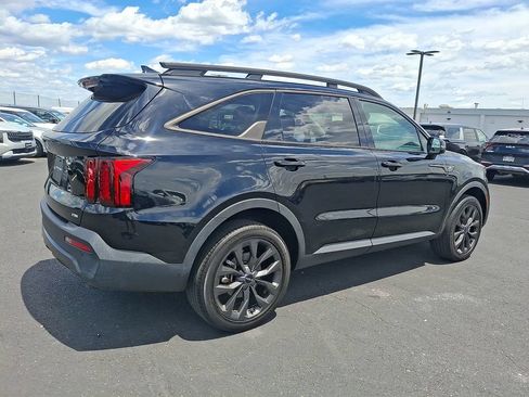 Certified 2023 Kia Sorento X-Line EX AWD/4WD image 6