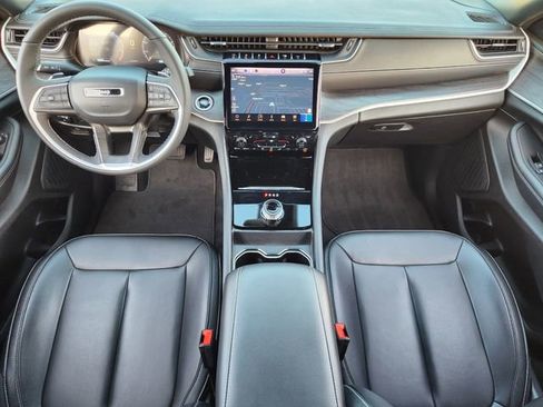 Certified 2024 Jeep Grand Cherokee L Limited image 24