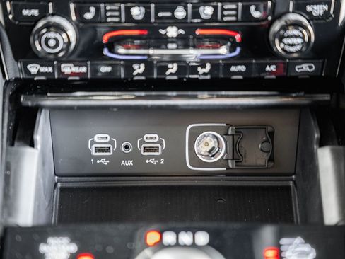 New 2025 Jeep Grand Cherokee Overland image 25