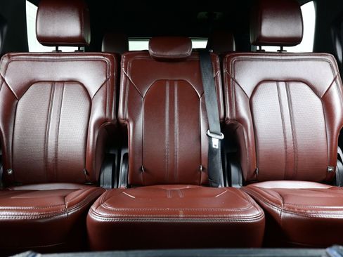 Used 2022 Ford Expedition Max Limited image 17