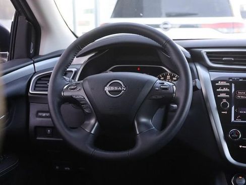 Certified 2024 Nissan Murano SV FWD image 23