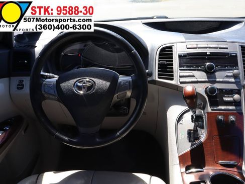 Used 2009 Toyota Venza FWD image 17